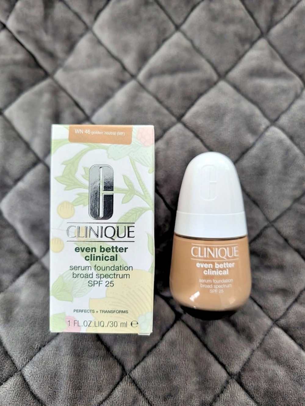 Clinique Even Better Clinical Serum Foundation Broad Spectrum SPF 25